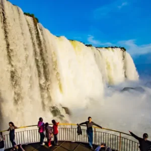 CATARATAS BRASILEIRAS TRANSPORTE + INGRESSO + GUIA INCLUSO